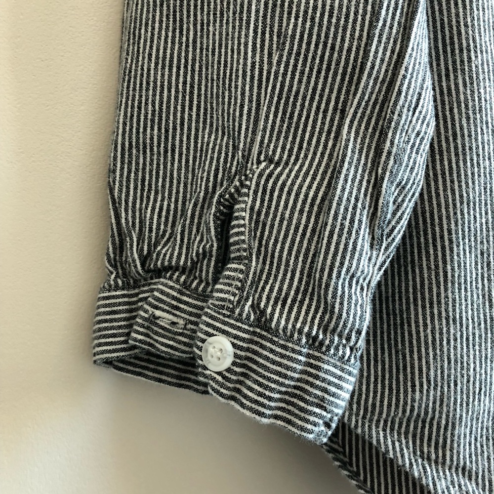 Cute Rabbit 🐰 Shirt - Picture 5 of 7